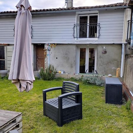 Apartament Le Petit Nid Montgaillard  Zewnętrze zdjęcie